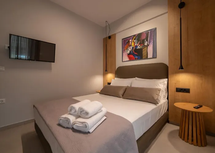 Pantheon Mytaras Нафплион